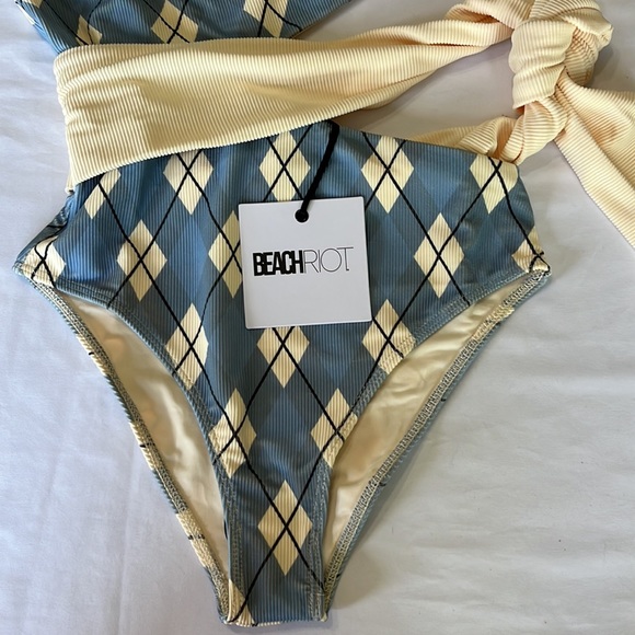 Beach Riot Carlie One Piece Swim Suit in Blue Argyle Size S NWT - Picture 5 of 9
